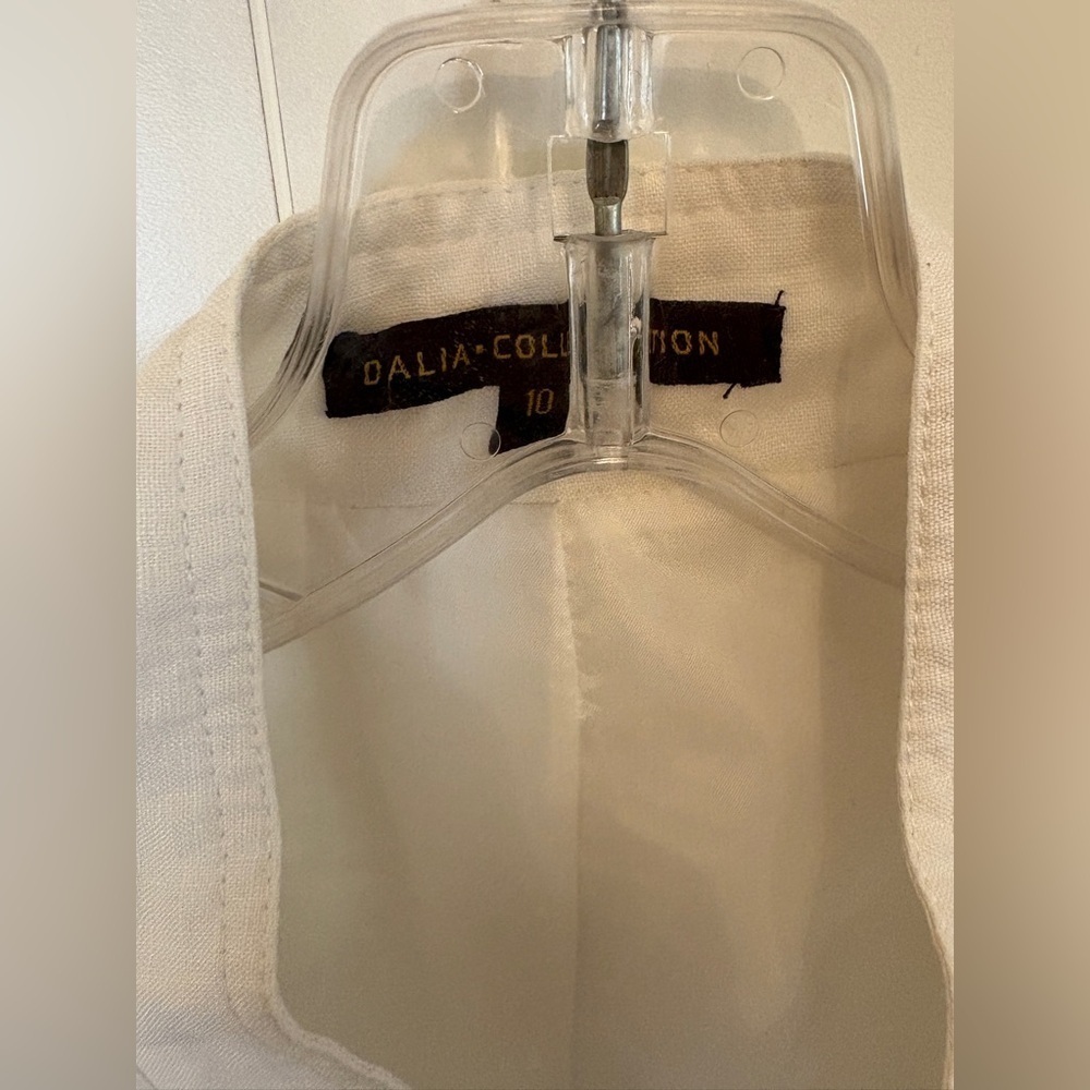 Linen Embroidered White Button-Up Jacket - Picture 7 of 8